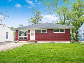 1684 Ferris Rd in Columbus, OH - Building Photo - Building Photo