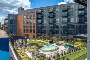 MODA on Raymond in St. Paul, MN - Building Photo