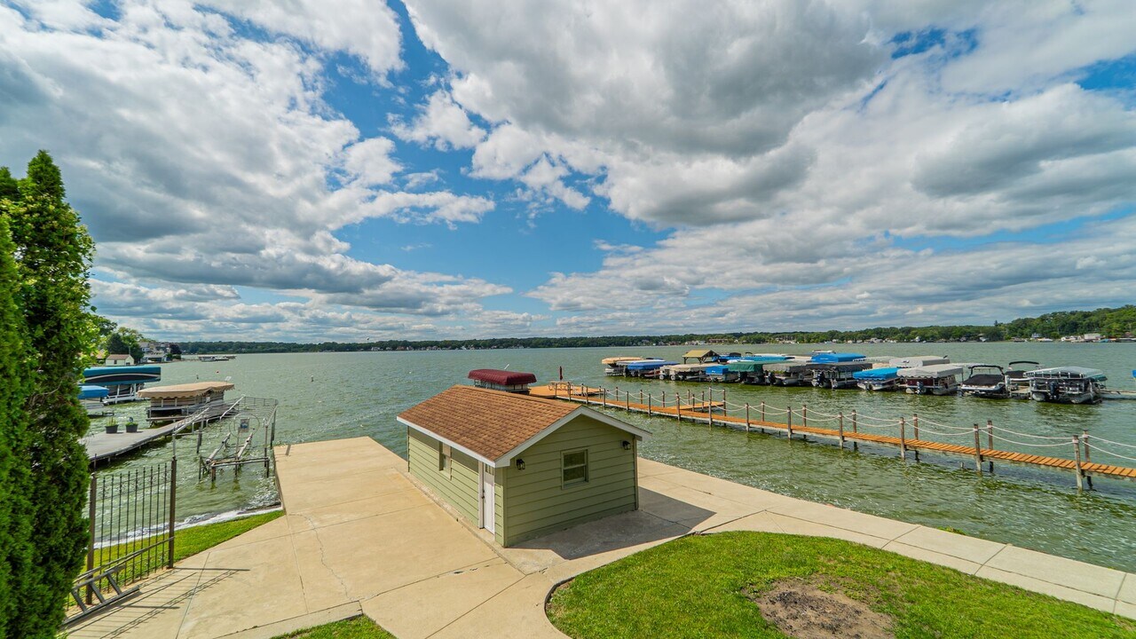 13336 Fulton St in Cedar Lake, IN - Building Photo