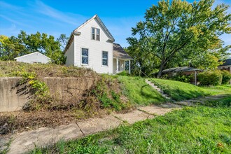 1041 Garth Ave in St. Louis, MO - Building Photo - Building Photo