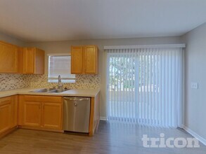 345 Sky Valley St in Clermont, FL - Building Photo - Building Photo