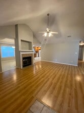 204 Wembley Dr in Warner Robins, GA - Foto de edificio - Building Photo