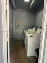 4732 SW 33rd Ave in Fort Lauderdale, FL - Building Photo - Building Photo