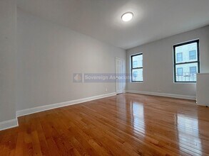 106 Fort Washington Ave in New York, NY - Building Photo - Building Photo