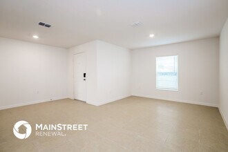 1685 Hideaway Flat St in Mascotte, FL - Building Photo - Building Photo