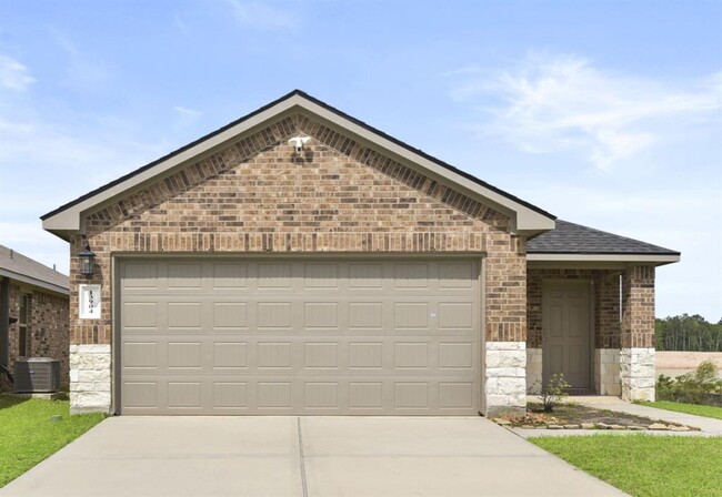 property at 13904 Great Pnes Ct