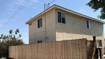 3508 Marguerite St in Los Angeles, CA - Building Photo