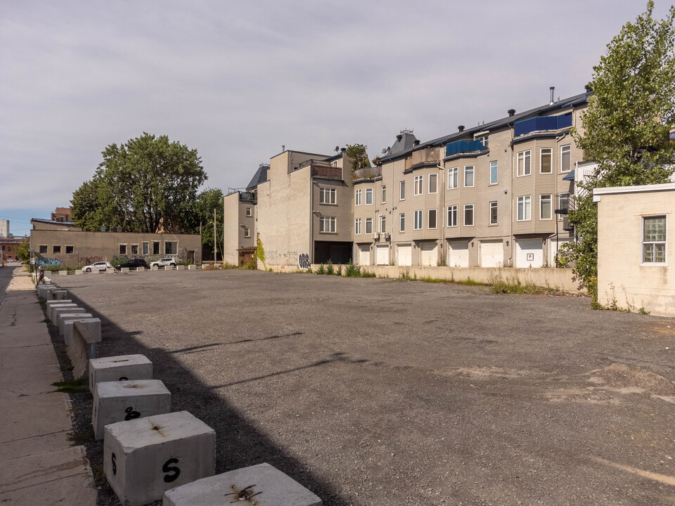 Place Griffintown in Montréal, QC - Building Photo