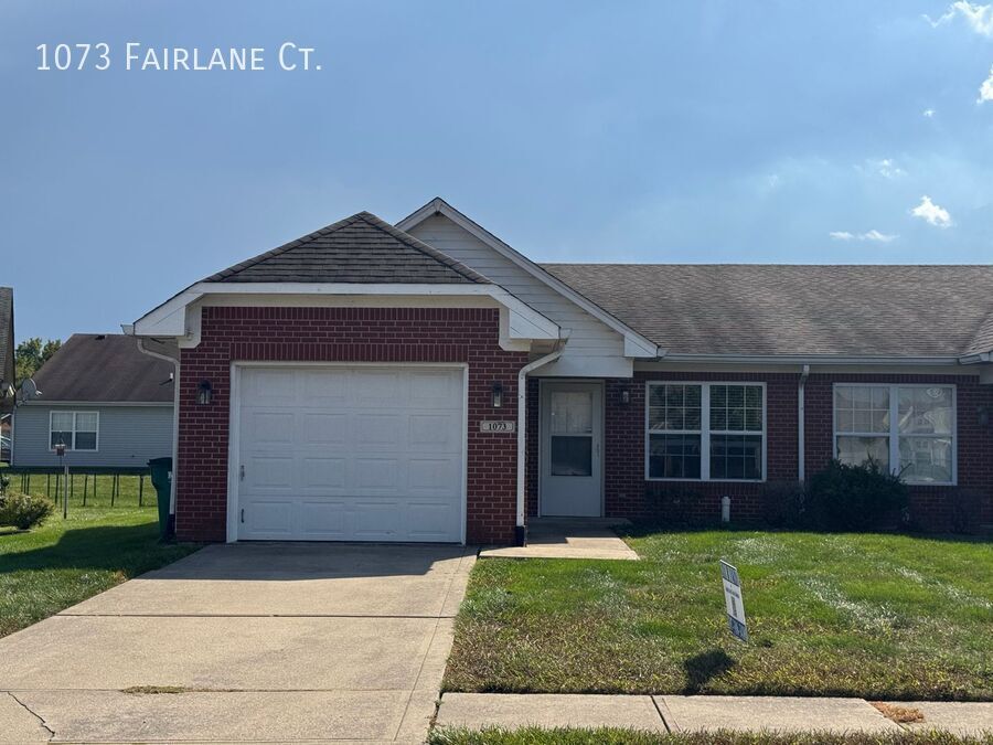 1073 Fairlane Ct in Franklin, IN - Building Photo