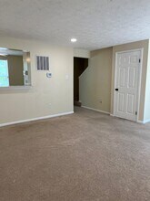 7459 Aspenpark Rd in Lorton, VA - Building Photo - Building Photo