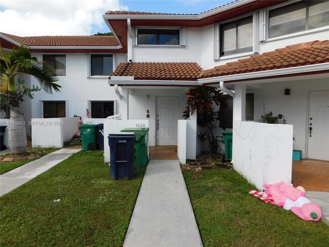 9688 SW 138th Ave in Miami, FL - Building Photo - Building Photo