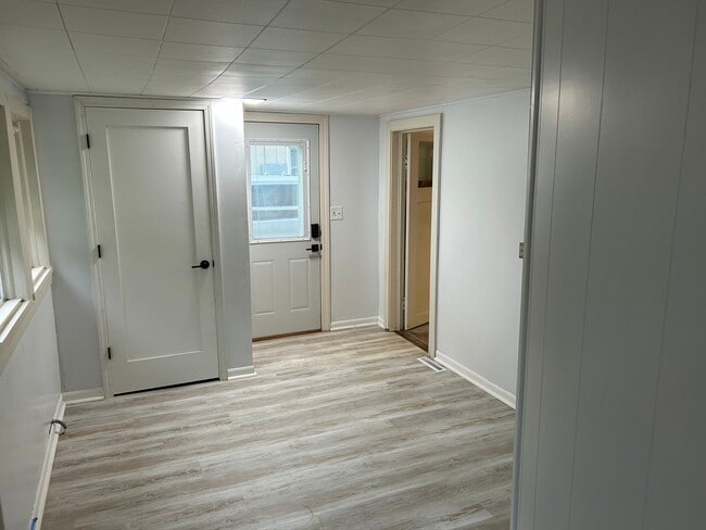 631 W Broadway Ave in Forest Lake, MN - Building Photo - Building Photo