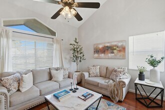 12238 S 45th St in Phoenix, AZ - Building Photo - Building Photo