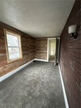 132 North NE Ave in New Philadelphia, OH - Building Photo - Building Photo