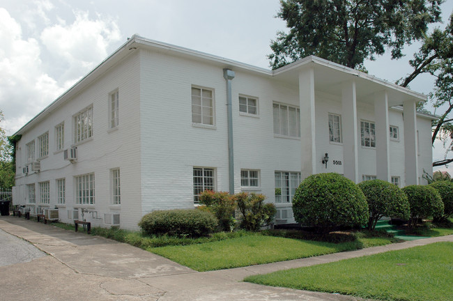 5511 Austin St in Houston, TX - Foto de edificio - Building Photo