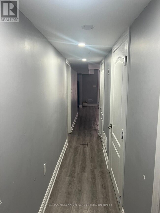 property at 11 Mincing Trl