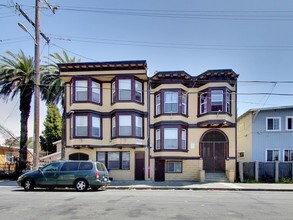 412 Bissell Ave in Richmond, CA - Building Photo - Building Photo