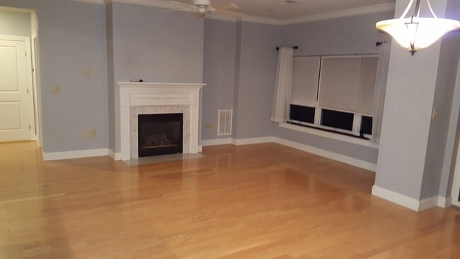 property at 527 Pawtucket St