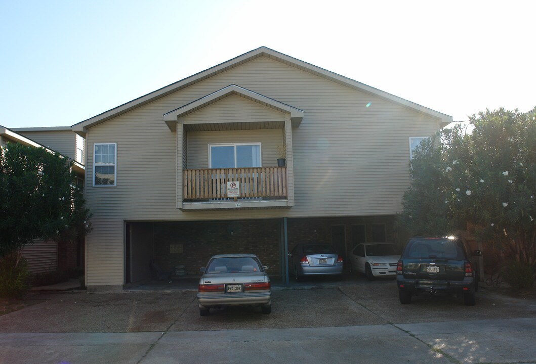 2233 Pasadena Ave in Metairie, LA - Building Photo