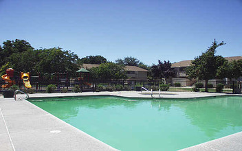 Carmel Crest in Fresno, CA - Building Photo - Other