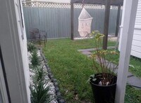 606 Vincent St photo'