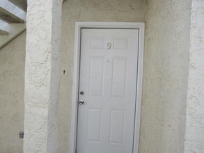 104 Belaire Dr in Laredo, TX - Building Photo - Building Photo