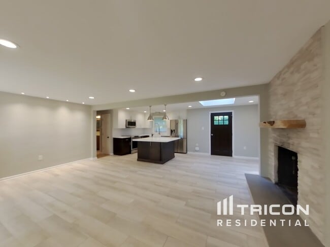 408 Meadowhurst Ln in Media, PA - Foto de edificio - Building Photo