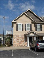 1260 Lehigh Station Rd in Henrietta, NY - Building Photo