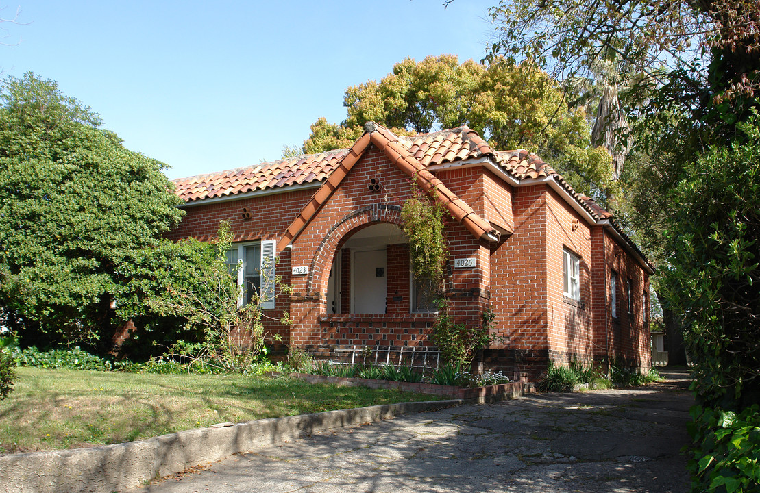 4023 H St in Sacramento, CA - Building Photo