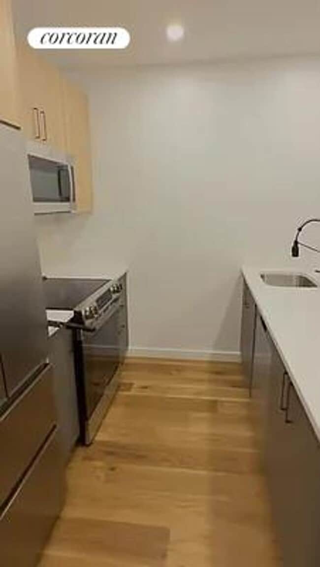 143-26 84th Rd in Queens, NY - Building Photo - Building Photo