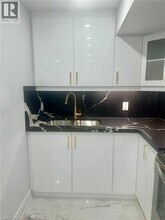 5349 Tenth Line W in Mississauga, ON - Building Photo - Building Photo