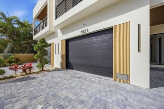 1337 NE 13th Ave in Fort Lauderdale, FL - Building Photo - Building Photo