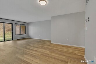 10 Briar Ct in Cromwell, CT - Foto de edificio - Building Photo