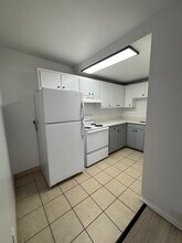 El Caliente Apartments in Salt Lake City, UT - Building Photo - Building Photo