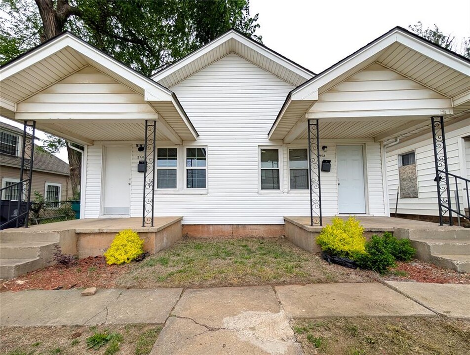 2908 S Santa Fe Ave in Oklahoma City, OK - Building Photo
