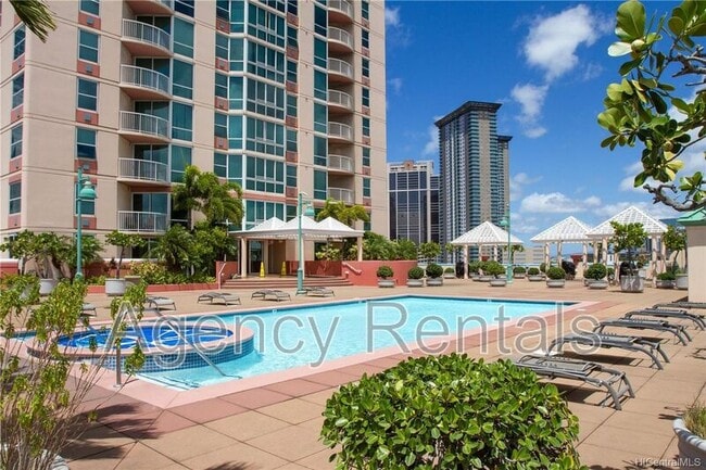 property at 801 S King St