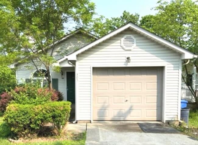 305 Shadow Glen Ct