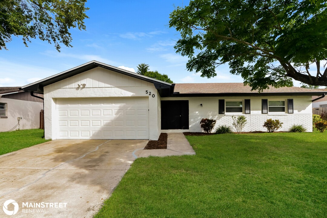 520 Dew Drop Cove in Casselberry, FL - Building Photo