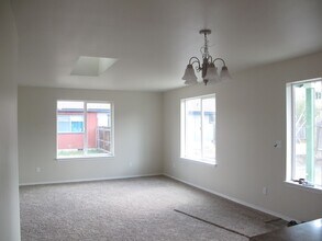 170 N Tamarack St in Sisters, OR - Building Photo - Building Photo