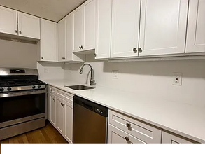 7-1 Medford St, Unit 1 in Chelsea, MA - Foto de edificio - Building Photo