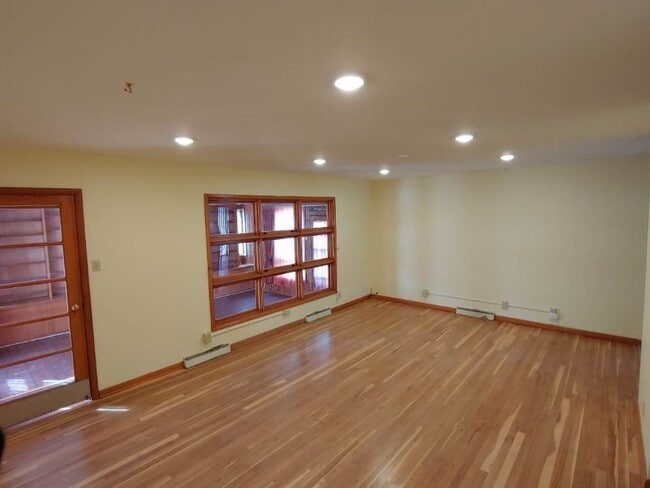 5319 SW 15th St in Topeka, KS - Building Photo - Building Photo