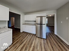 4901 Craigwood Dr in Charlotte, NC - Foto de edificio - Building Photo