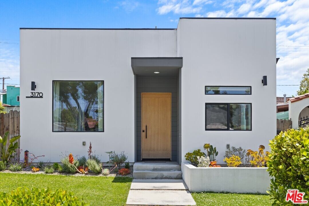 3170 Glenmanor Pl in Los Angeles, CA - Building Photo