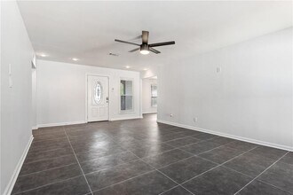 2464 GA-20 in Conyers, GA - Building Photo - Building Photo