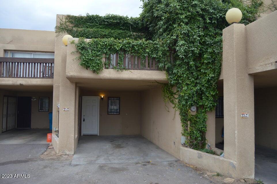 3529 E Palm Ln in Phoenix, AZ - Building Photo