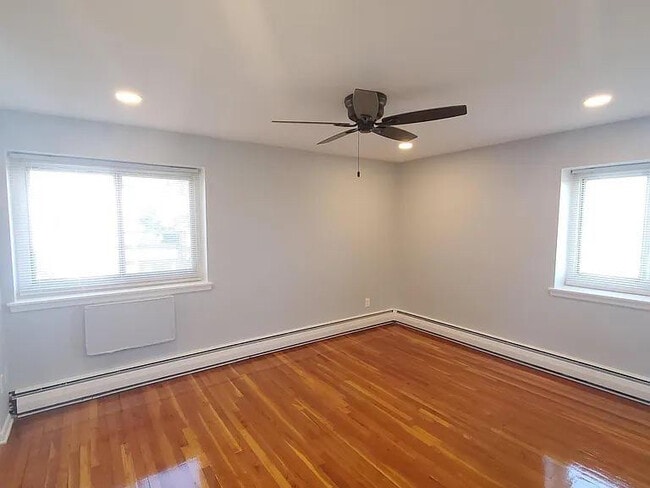 39 Westervelt Pl in Passaic, NJ - Building Photo - Building Photo