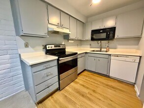 6800 E Tennessee Ave in Denver, CO - Building Photo - Building Photo