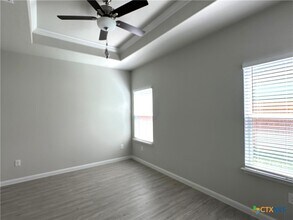 516 Hudson St in Seguin, TX - Building Photo - Building Photo