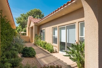 211 Kavenish Dr in Rancho Mirage, CA - Building Photo - Building Photo