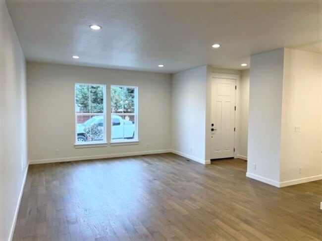 11022 W Hydrangea St in Boise, ID - Building Photo - Building Photo